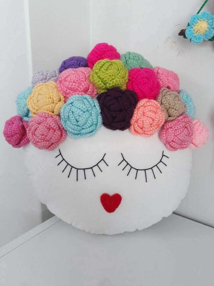 Almofadas de crochê charmosas: toque artesanal que muda o clima da casa - Imagem do artigo original