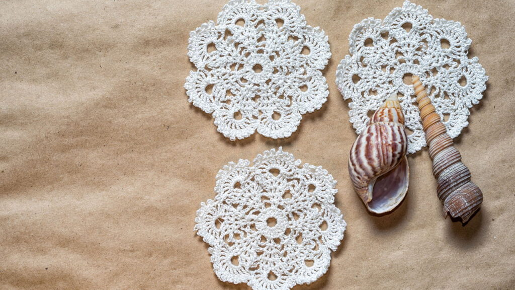 Porta-copo de crochê: passo a passo rápido para uma peça firme e charmosa - Imagem do artigo