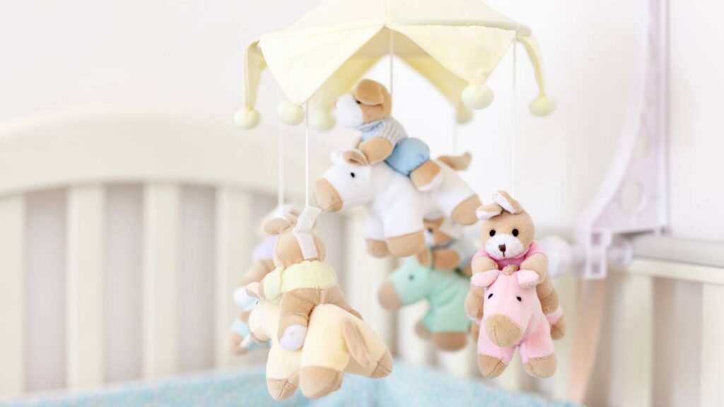 Móbile de crochê ganha espaço na decoração com tutorial rápido e fácil - Imagem do artigo