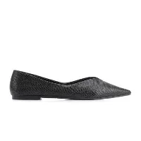 Quais são os sapatos que vão dominar o inverno 2026? Confira as maiores tendências