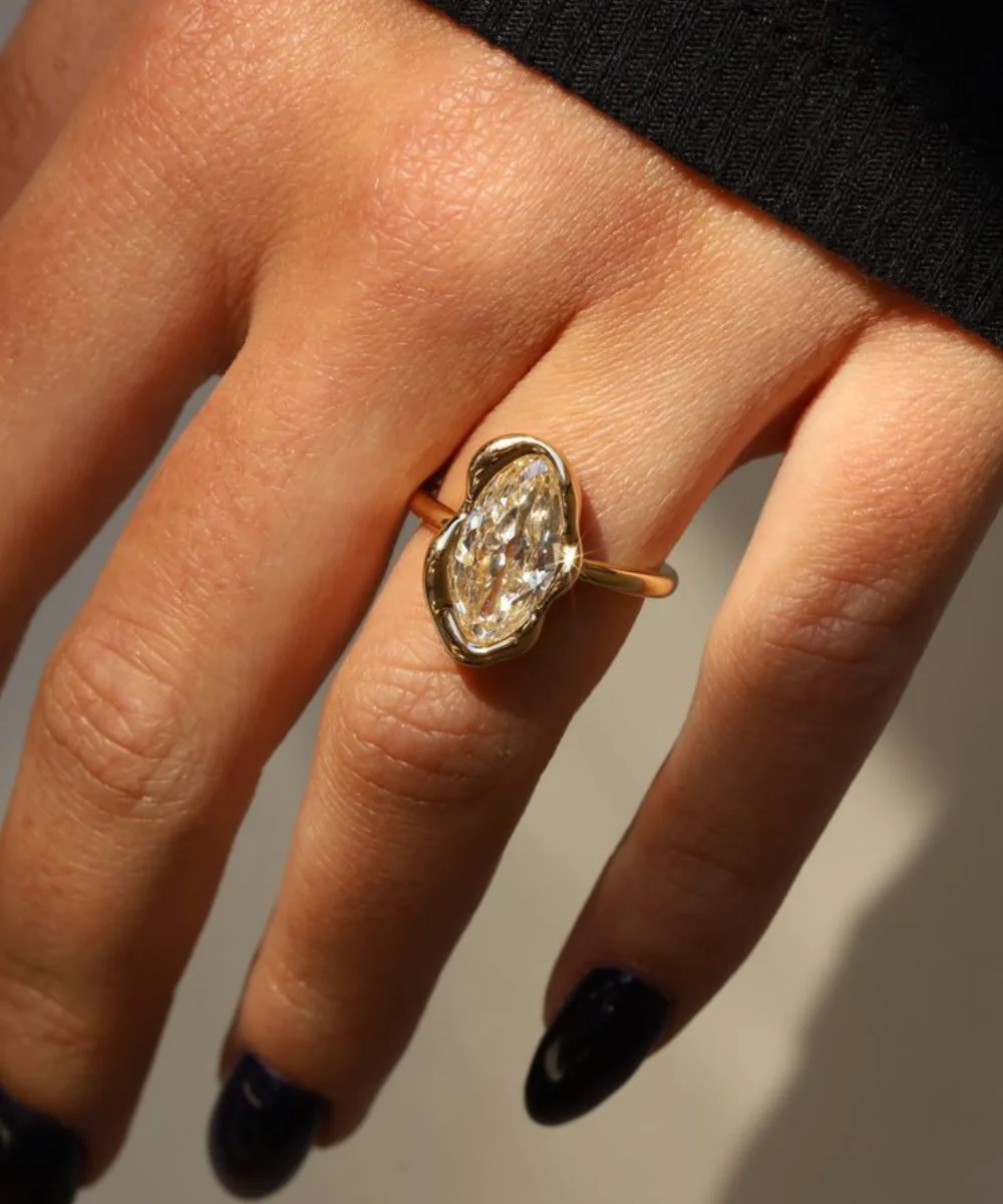 Anéis de noivado além do tradicional: 5 estilos para quem quer inovar