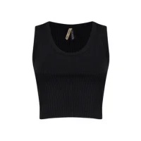 O que é calça boot cut e como usar esse modelo tendência em 2026 » STEAL THE LOOK