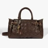 Azul e marrom: aprenda a combinar as cores mais estilosas do momento