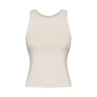 Jaqueta de gola alta: o item de inverno que está conquistando o guarda-roupa das mais estilosas