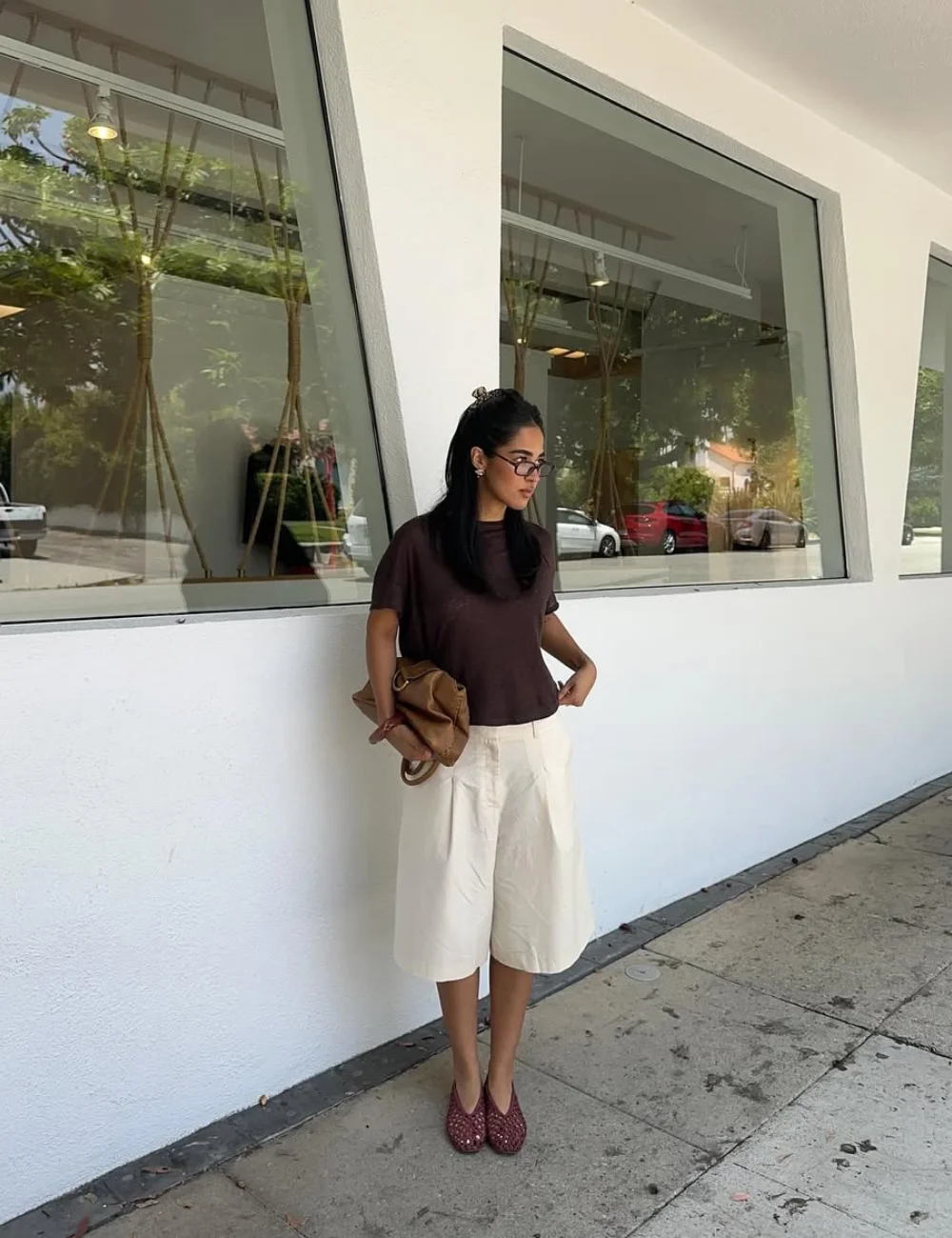 Sapatilha amendoada: o modelo minimalista que vem dominando o guarda-roupa das fashionistas
