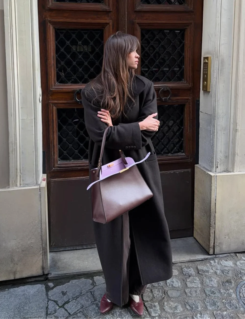 Sapatilha amendoada: o modelo minimalista que vem dominando o guarda-roupa das fashionistas