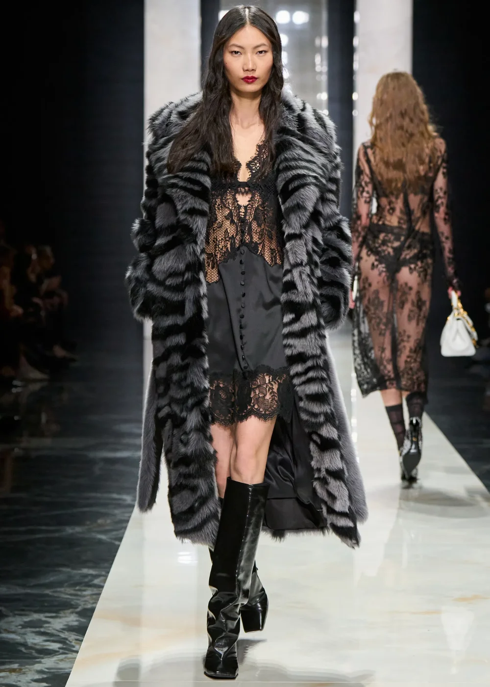 Sobretudo animal print: a aposta que vai dominar o inverno 2026